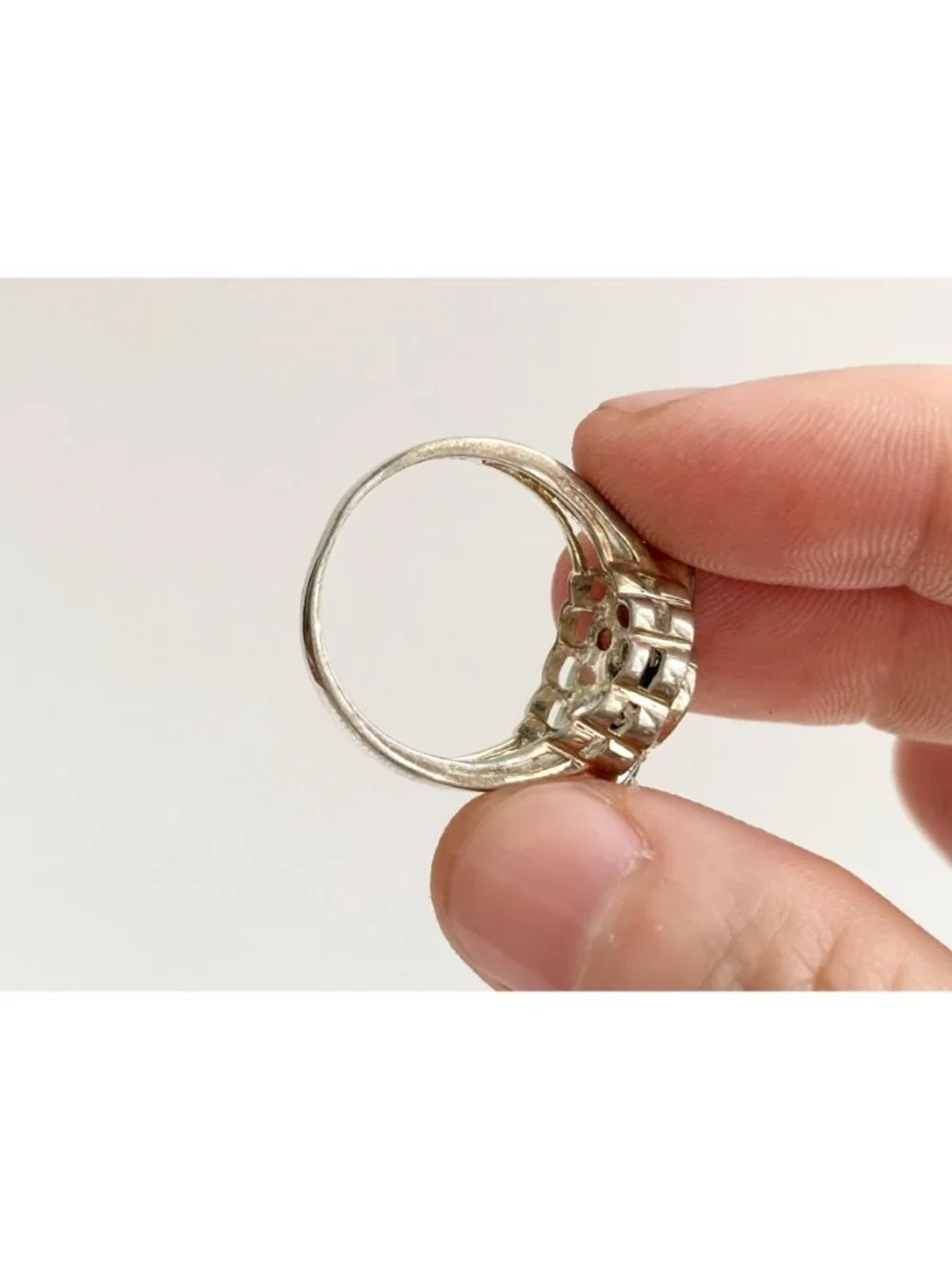 Clear & Blue Topaz Scalloped Gemstone Sterling Silver 925 Vintage Ring - sz 9